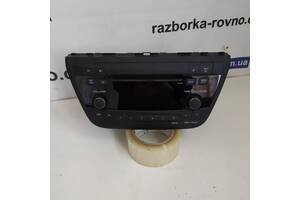 Штатная автомагнитола CD Suzuki SX4 S-Cross 2013-2016 10R-036064 39101-61M01