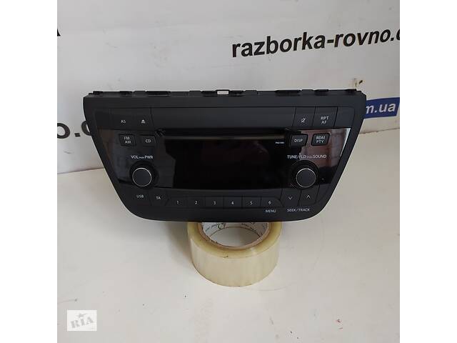 Штатная автомагнитола CD Suzuki SX4 S-Cross 2013-2016 10R-036064 39101-61M01