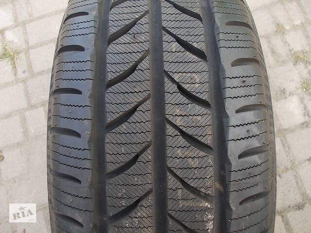 235/65r16c Yokohama WY01