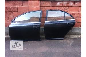 Скло дверей для Toyota Avensis 2003 - 2008