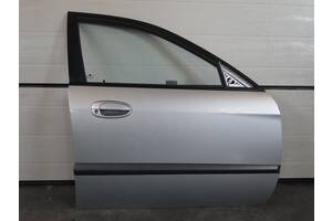 Скло дверей переднє праве Chevrolet Evanda 2003-2006р. 96326874