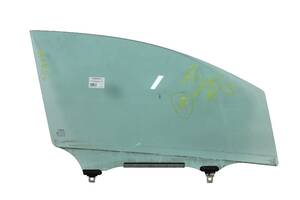 Стекло двери переднее правое Toyota Auris 2006-2012 6810102230 (6767)