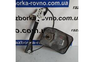 Стеклоподъемник задний левый правый механика Skoda Fabia 2008-2012 5J4839401B 5J4839402B