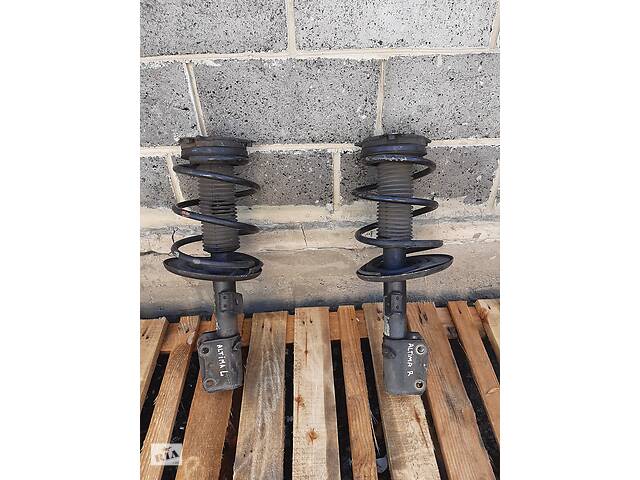 e43033ta1b Стойка амортизатора в сборе перед лев Nissan Altima: Стійка ...