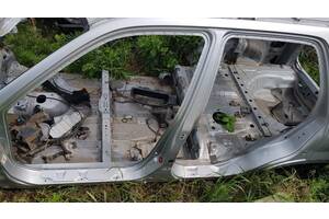 Стойка кузова левая порог для Honda CR-V II 02-07