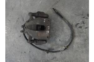 Суппорт передний правый Toyota Auris 2006-2012р. 47730-02340