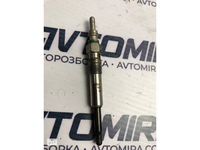 Свічка розжарювання BERU (11V) Renault Megane II 1.9 DCI 2002-2009 8200464077