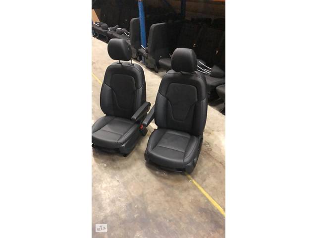 Сидіння для Nissan NV400 2019