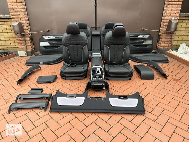 Сидіння для BMW 740 2019