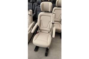 Сидіння для Mercedes V-Class 2022