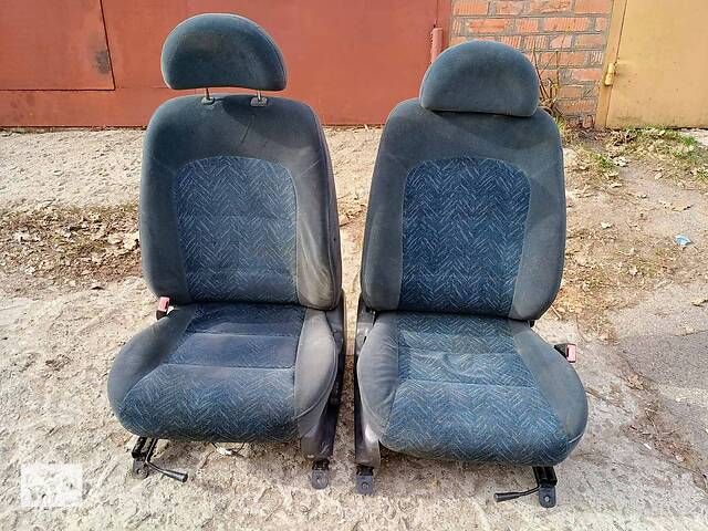 Сидіння передні для ВАЗ 2106 ВАЗ 2101 ВАЗ 2105