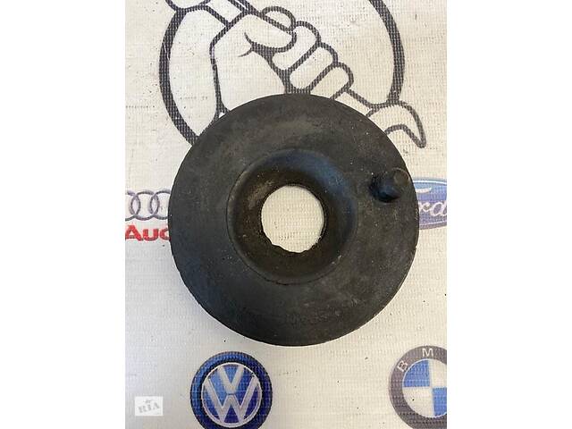 Тарелка пружины клапана Volkswagen Passat B7 (б/у) 1k0512297d