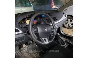 Торпеда з подушкою безпеки Airbag Renault Megane 3 09-15р. (панель приборів Рено Меган ІІІ)