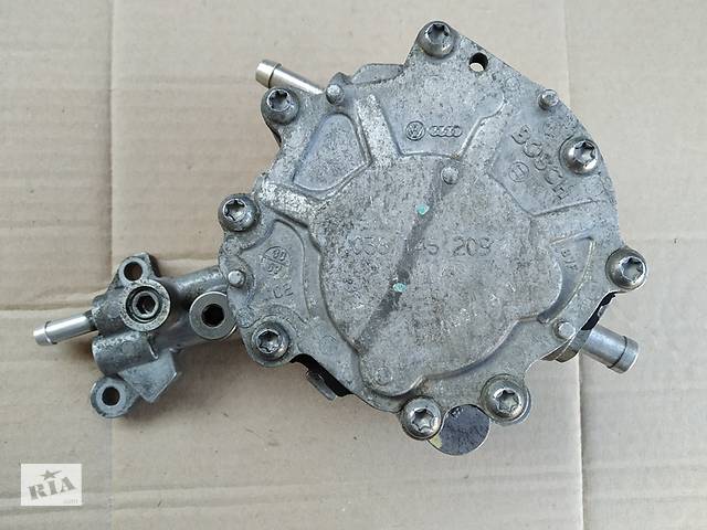 Вакуумний насос Volkswagen Passat B5 1998-2005 1.9TDI Bosch 038145209; 038145209A; 038145209C