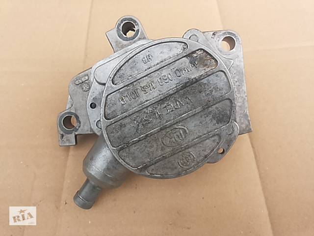 Вакуумний насос Volkswagen Polo 1996-2001 1.9TDI 1.9SDI Luk 038145101B; 038145101A