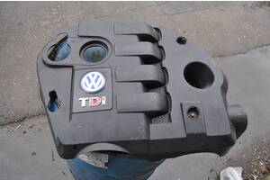 Volkswagen Passat B5 golf 4 накладка крышка мотора 038103925 дефект ЧИТАТЬ ОПИСАНИЕ