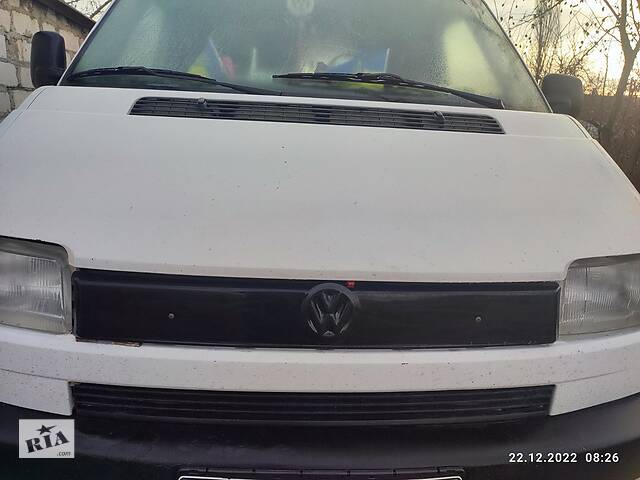 Зимняя верхняя накладка на решетку Матовая на прямую морду для Volkswagen T4 Transporter