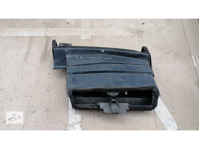 Повітрозабірник отопітеля 550810D010 Toyota Yaris 1999-2009 1.3 Тойота Яріс 1999-2009 1.3