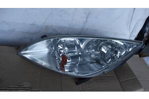 Купить Фары для Mitsubishi Colt 2003, 2009 Фара левая продающая сторона как на фото.