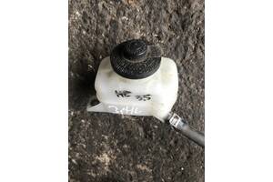 Вживаний бачок головного гальмівного для Lexus RX 2008