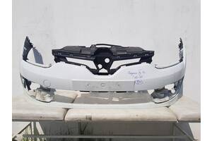 Подержанный бампер передний для Renault Megane III 2013-2015