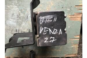Вживаний блок управління ABS для Toyota Venza 2013, 2014