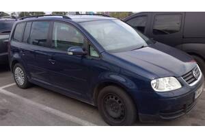 Вживаний двері передні для Volkswagen Touran 2003-2010