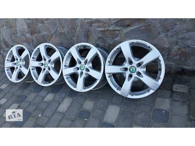Вживаний диски для Skoda Octavia A5: Диски в Ходореві на ZAPCHASTI.RIA