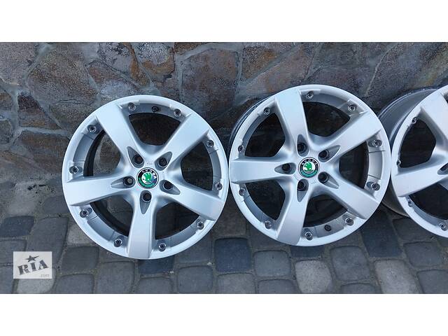 Вживаний диски для Skoda Octavia A5: Диски в Ходореві на ZAPCHASTI.RIA