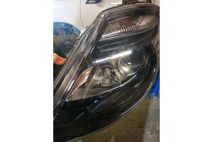 Вживаний фара для Citroen C8 2009-2014