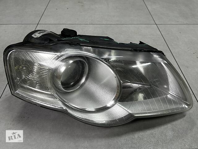 Вживаний фара права ДЕФЕКТ для Volkswagen Passat B6 ДЕФЕКТ 2005-2010 ...