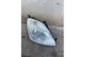 Подержанный фара права до рестайла для Ford Fiesta мк6 2002-2005 (1)