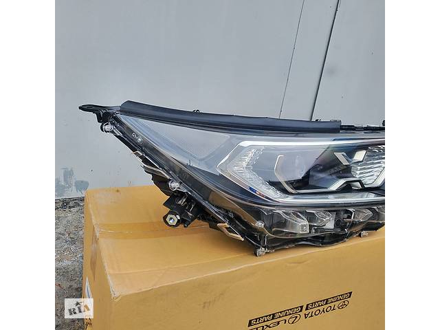 Вживаний фара права для Toyota Rav 4 2019-2023рр, 8114542A32 - Фото 4