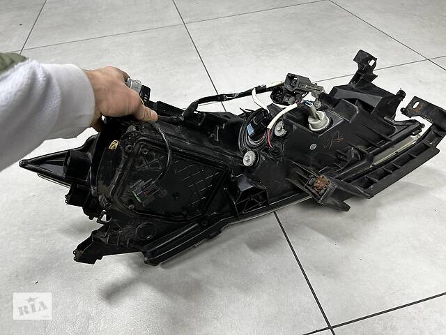 Вживаний фари для Mazda 6 2008-2012 - Фото 3