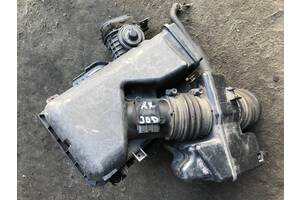 Вживаний корпус повітряного фільтра для Lexus RX 2006