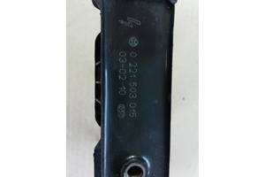 Подержанная катушка зажигания для Opel Corsa C. 2004.