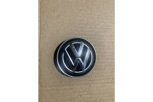 Вживаний ковпачки на литі диски для Volkswagen Passat 2010 = 5GO 601 171