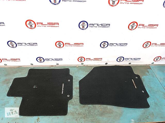 Вживаний килимки салона (комплект) для Nissan Pathfinder 2013-2019