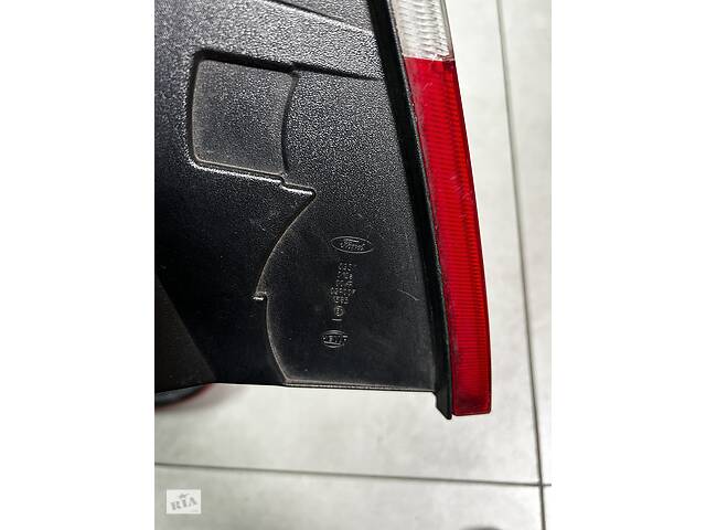 Фонарь задний для Ford C-Max 2004-2007 - Фото 2