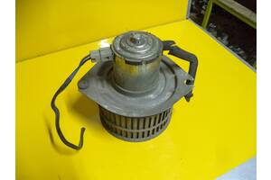 Подержанный моторчик печи для Nissan Stanza (T11) (1981-1984) (27220 D1602)