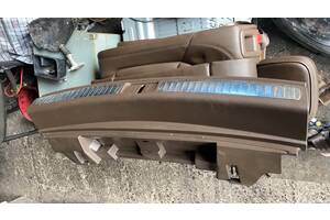 Применяемый накладка замка багажника для Porsche Macan 2014-2019