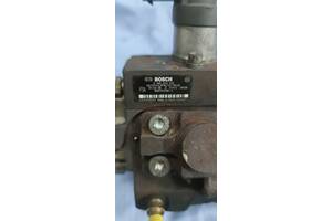 Вживаний насос для Volvo V50 1.6 HDI 2006-2010