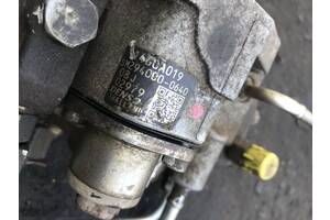 Вживаний паливний насос високого тиску для Mitsubishi L 200 2006-2011