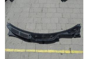 Вживаний пластик під лобове скло для Renault Scenic 2003, 2009