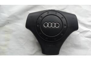 Подержанная подушка безопасности для Audi A4 2.5 Подушка в руль.