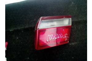 Применяемый прав фонарь задний для Mazda 626 седан