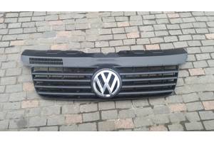 Вживаний решітка радіатора для Volkswagen T5 (Transporter) 2003-2010 7H0807101