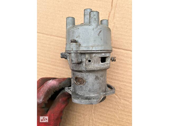 Трамблер ВАЗ 2109 40.3706-01 без вакуумного коректора: Трамблер в ...