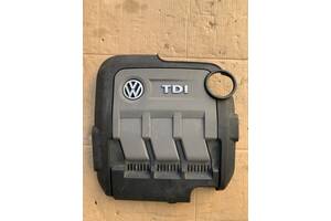 Подержанная защита клапанной крышки двигателя Volkswagen Polo=2010=03P 103925 V 300