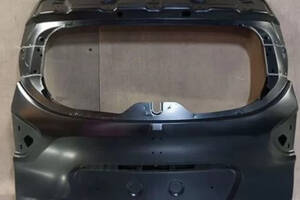 Задняя крышка багажника Renault Captur (Original 901002357R) Рено каптир каптур ляда багажник